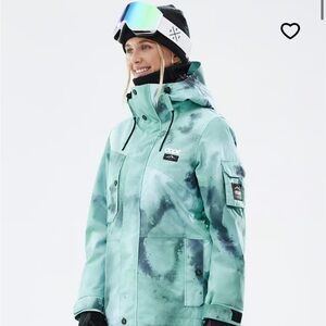 Adept Women’s Snowboarding Jacket